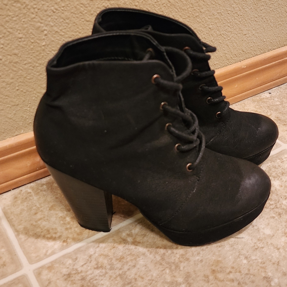 Mossimo Supply Co. Black Lace-Up Ankle Booties